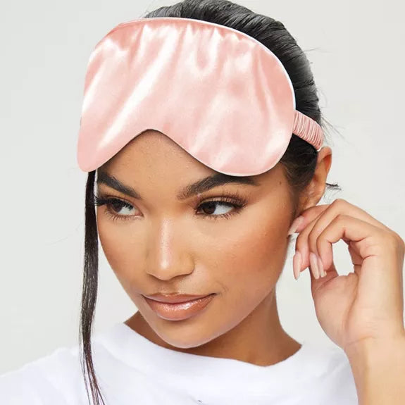 Satijnen slaapmaskers met een strak design